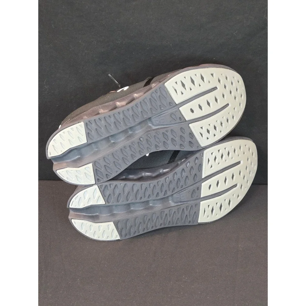 On Cloud Surfer Women's Running Shoes‎ Black US W7 Lightweight Swiss Engineering